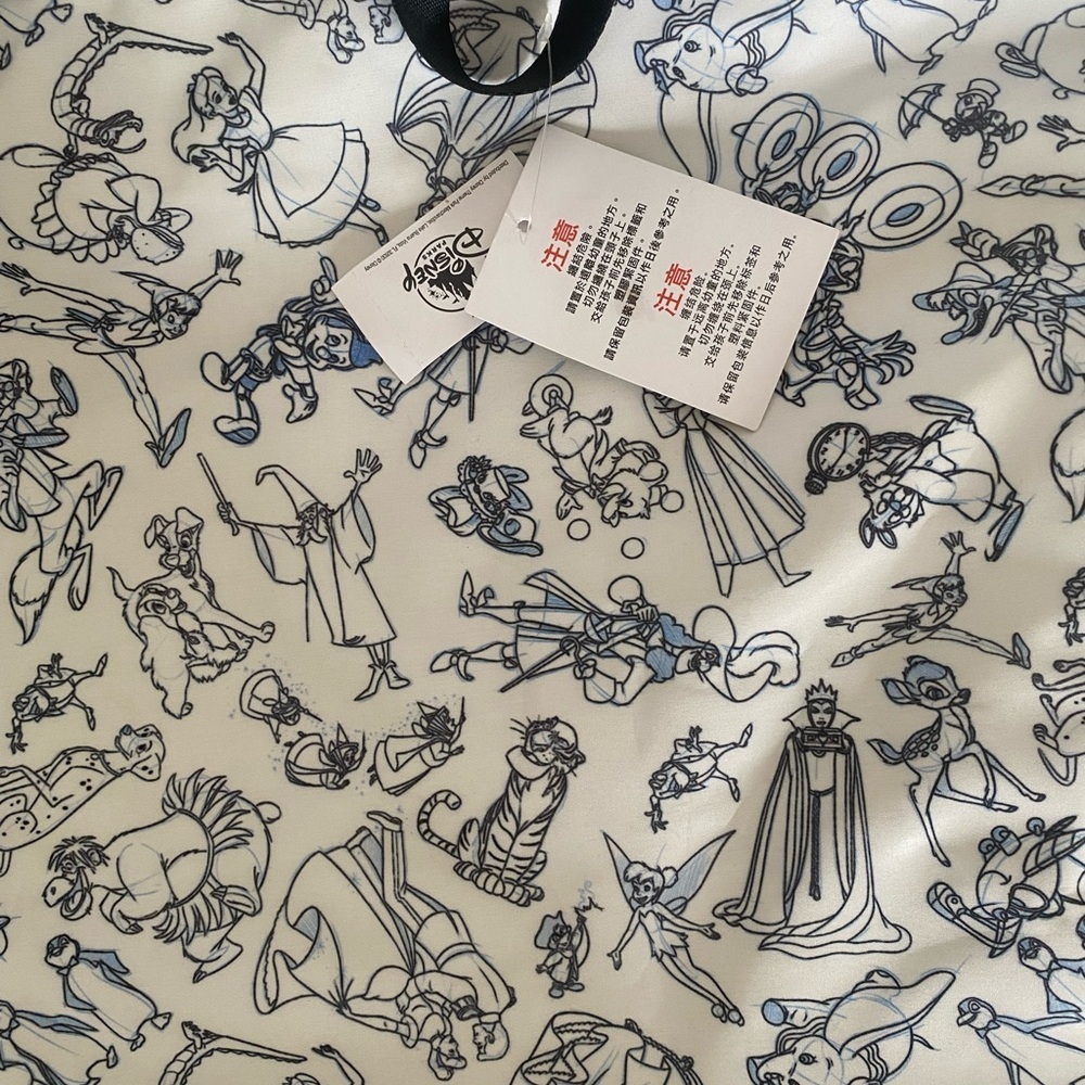 COPY - Disney Castle Drawstring Backpack - Picture 4 of 7
